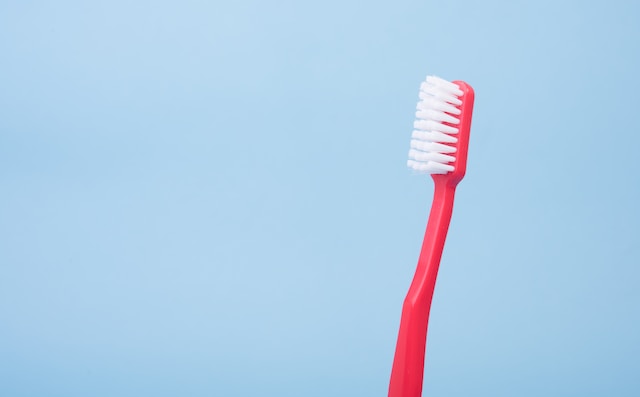 Att säkerställa hållbara tandhälsovanor: en guide till ett skinande leende livet ut